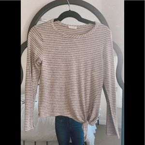 🆕 tan + cream striped soft top